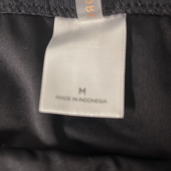 NWT Shade & Shore Sexy Cutout Bathing suit Black size M - Picture 6 of 7